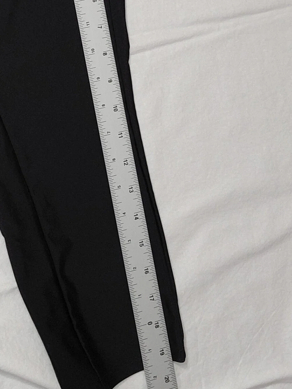 Torrid Size 1 Black Swim Coverup Capris 14-16 - Picture 8 of 12